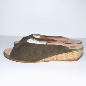Eric Michael Women's Evelyn Sandal Size 6 Espadrille Wedge Heel Mule Khaki